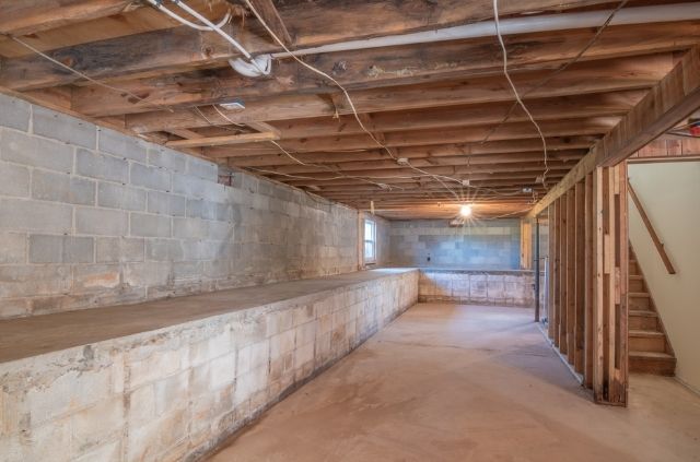 4 Signs of Mold in Crawl Space